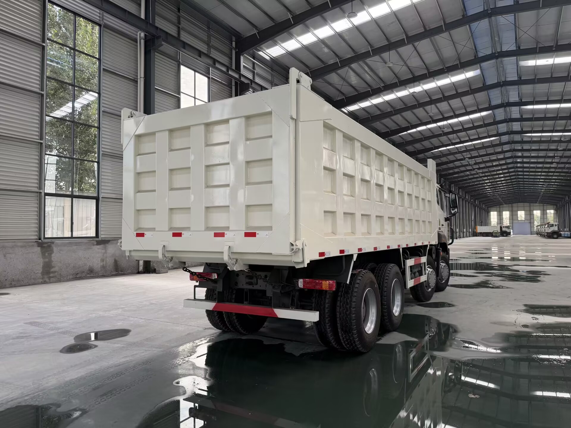 Used 8x4 Dump Truck - Image 8