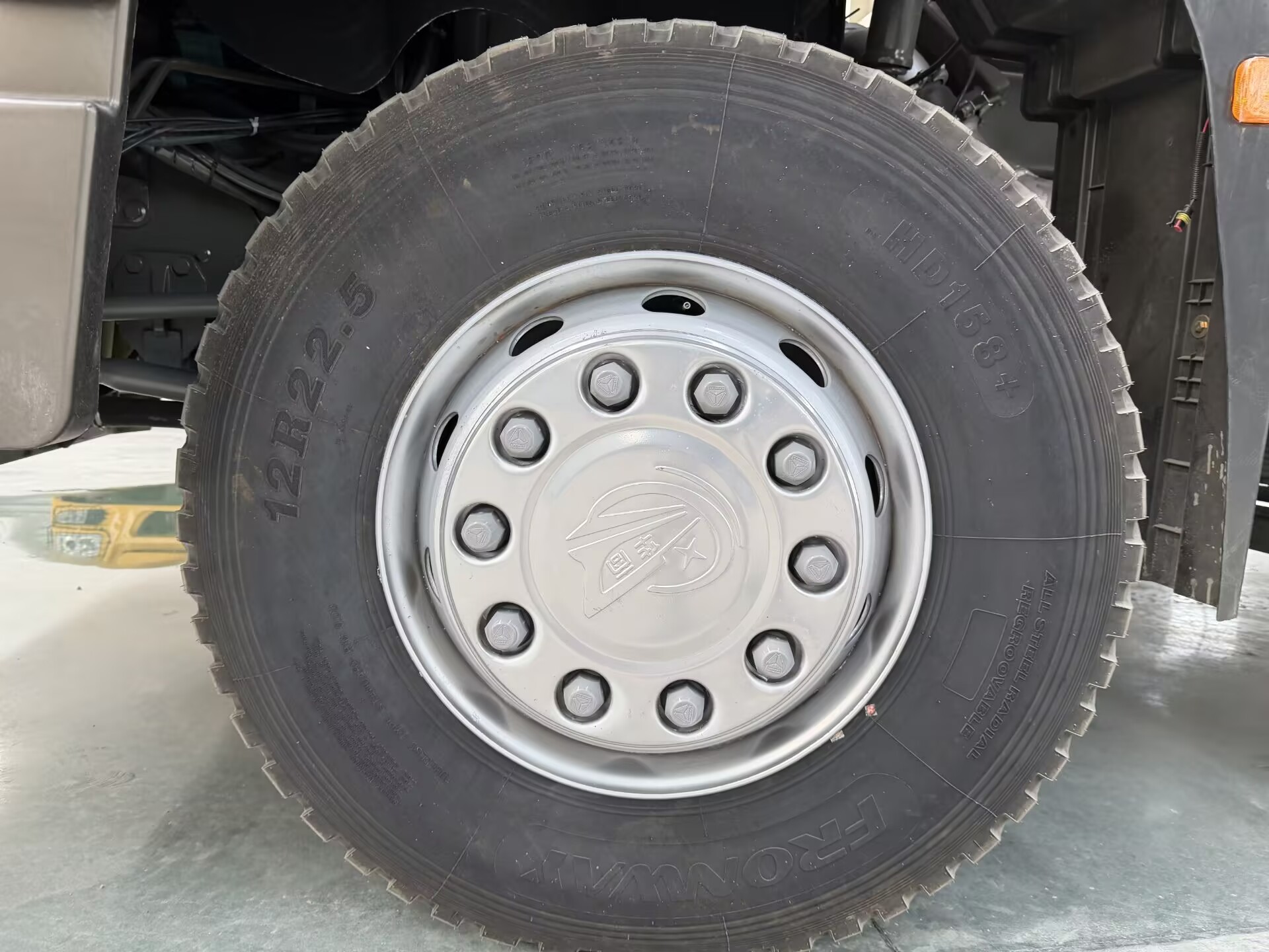 Used 8x4 Dump Truck - Image 5