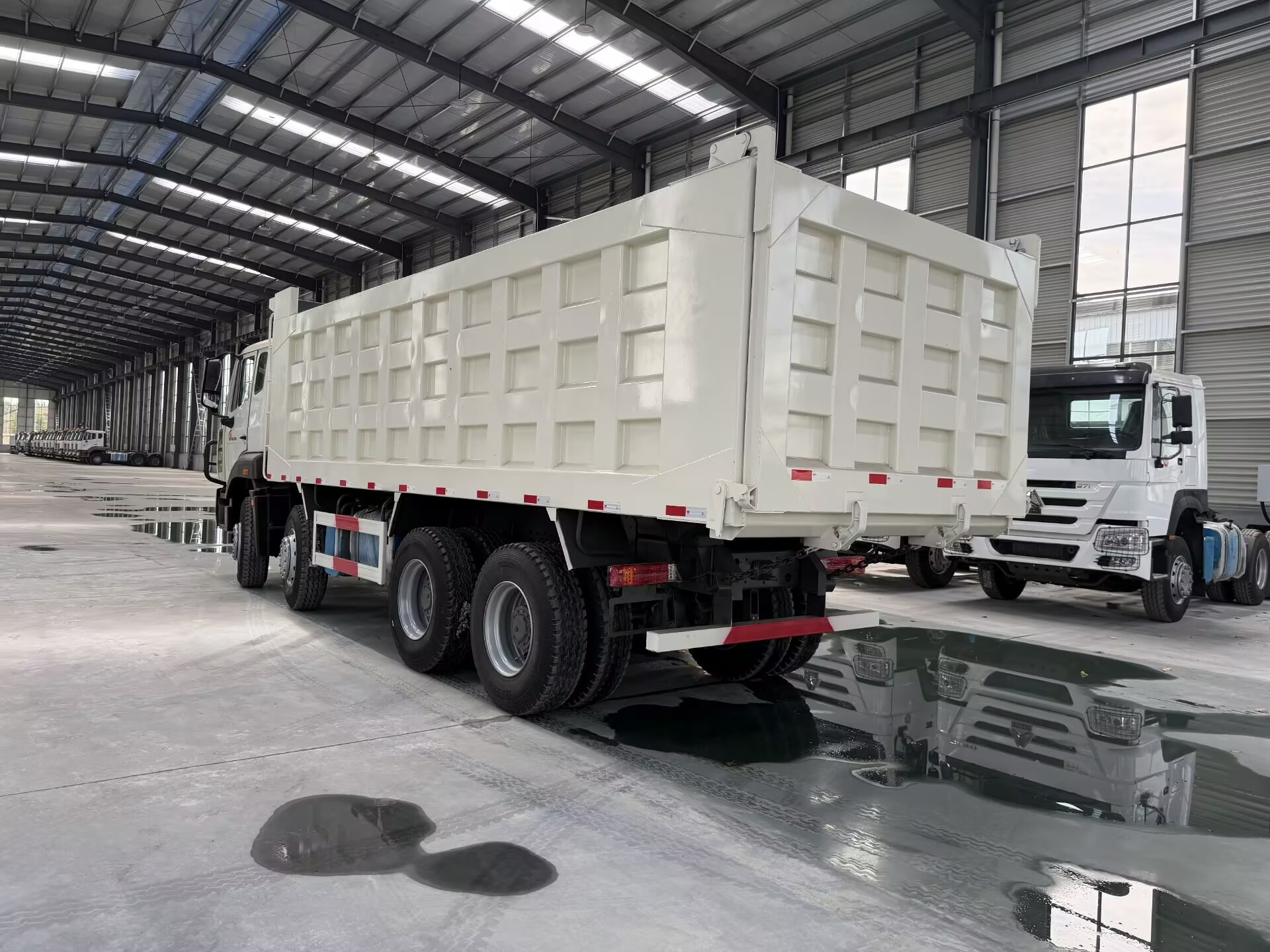 Used 8x4 Dump Truck - Image 7