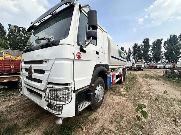 HOWO Water Tank Truck