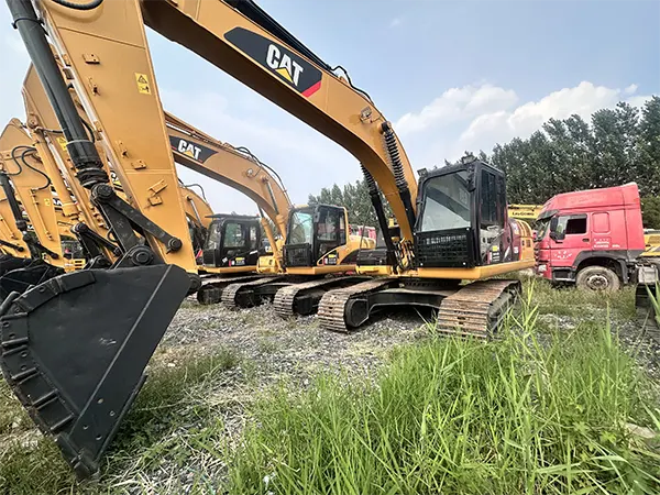 20 Ton Crawler Excavator - Image 2