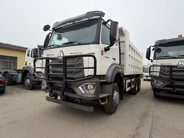 Refurbished Sinotruk HOWO 6×4 Dump Truck (White Cab)