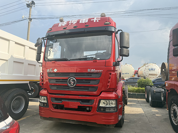 Cost‑saving Shaanxi Delong New M3000 6X4 LNG Gas Tractor Head For Long Haul