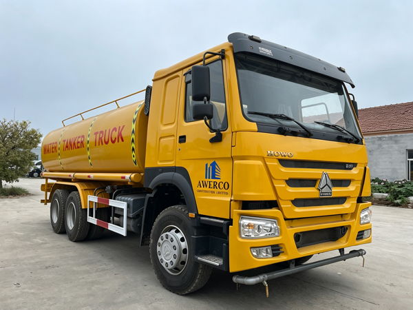 Used Sinotruk Howo 6x4 Water Tanker Truck 20‑25CBM Sprinkler Water Transport Truck For Africa